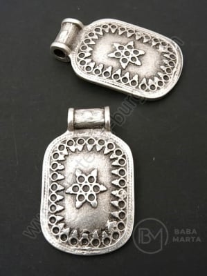 Метална висулка 45х27мм цвят сребро отвор 3.5мм 1бр 307722