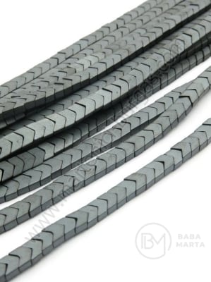 Хематит 4x2x2мм матиран немагнитен дупка 1мм ~147бр ~41см 1вр 352975